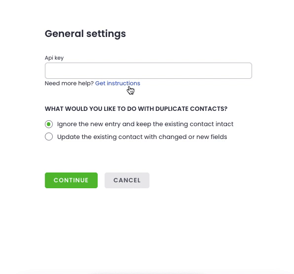 Gif showing two options to choose between on how Woodpecker should handle the duplicated contacts from Hunter